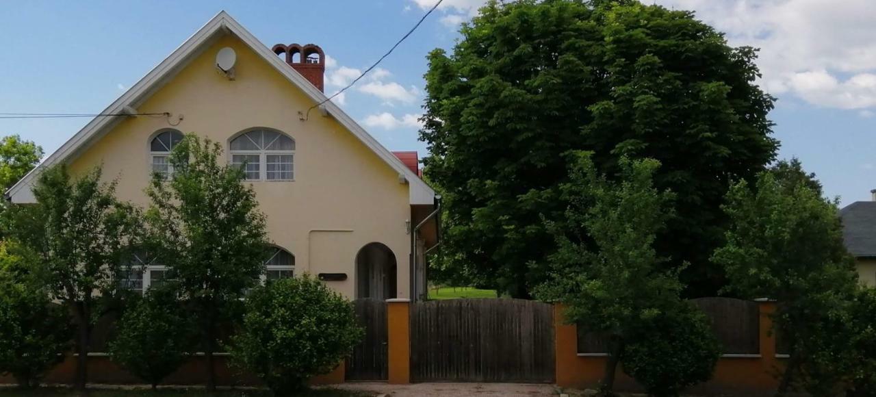 Ságvár Gesztenye Vendeghaz מראה חיצוני תמונה